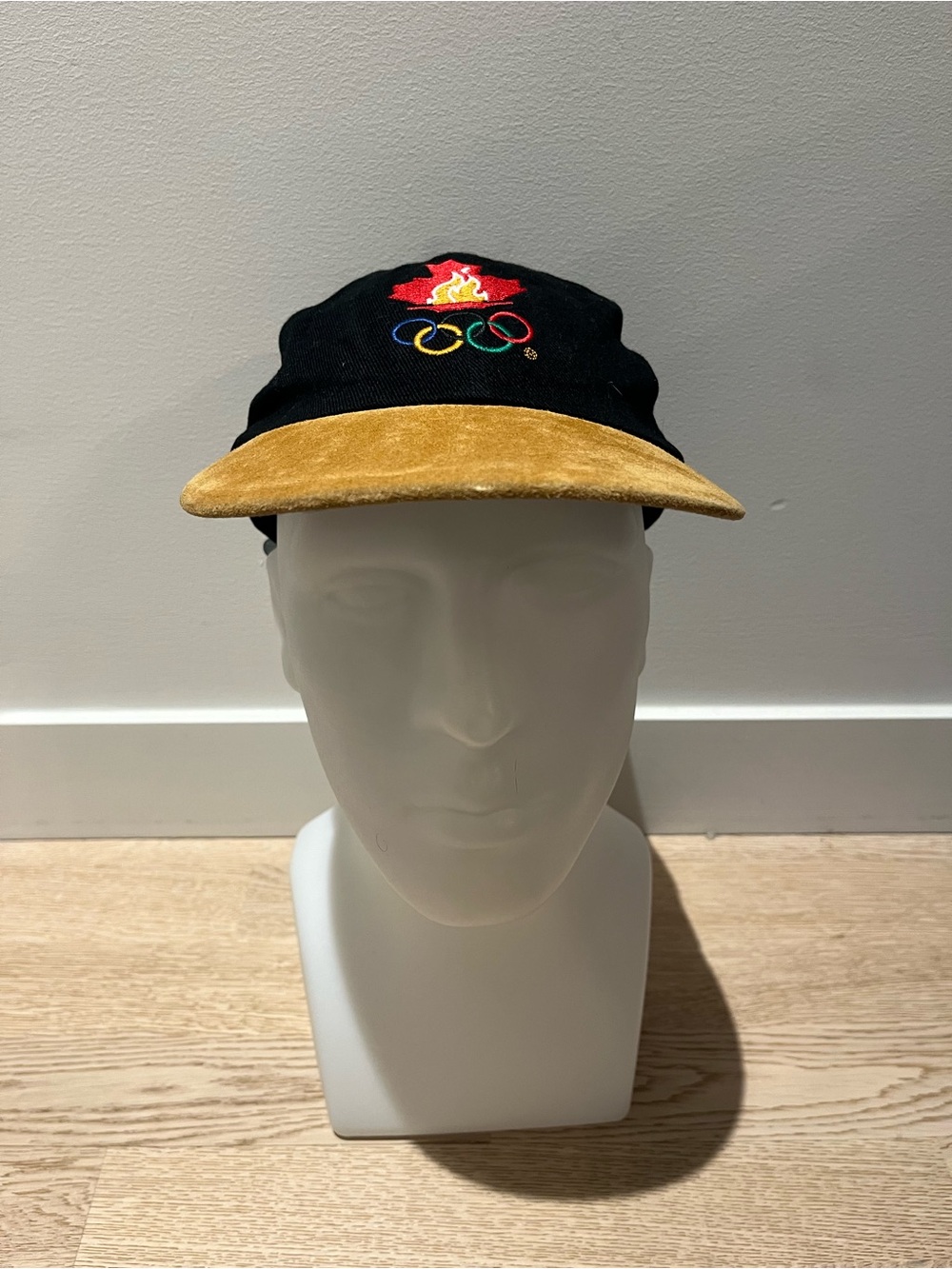 Vintage Atlanta Olympics hat